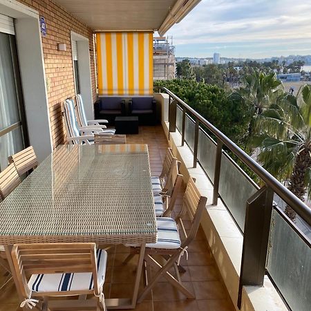 Apartamento Para 8 Sobre El Mar Apartment Salou Luaran gambar