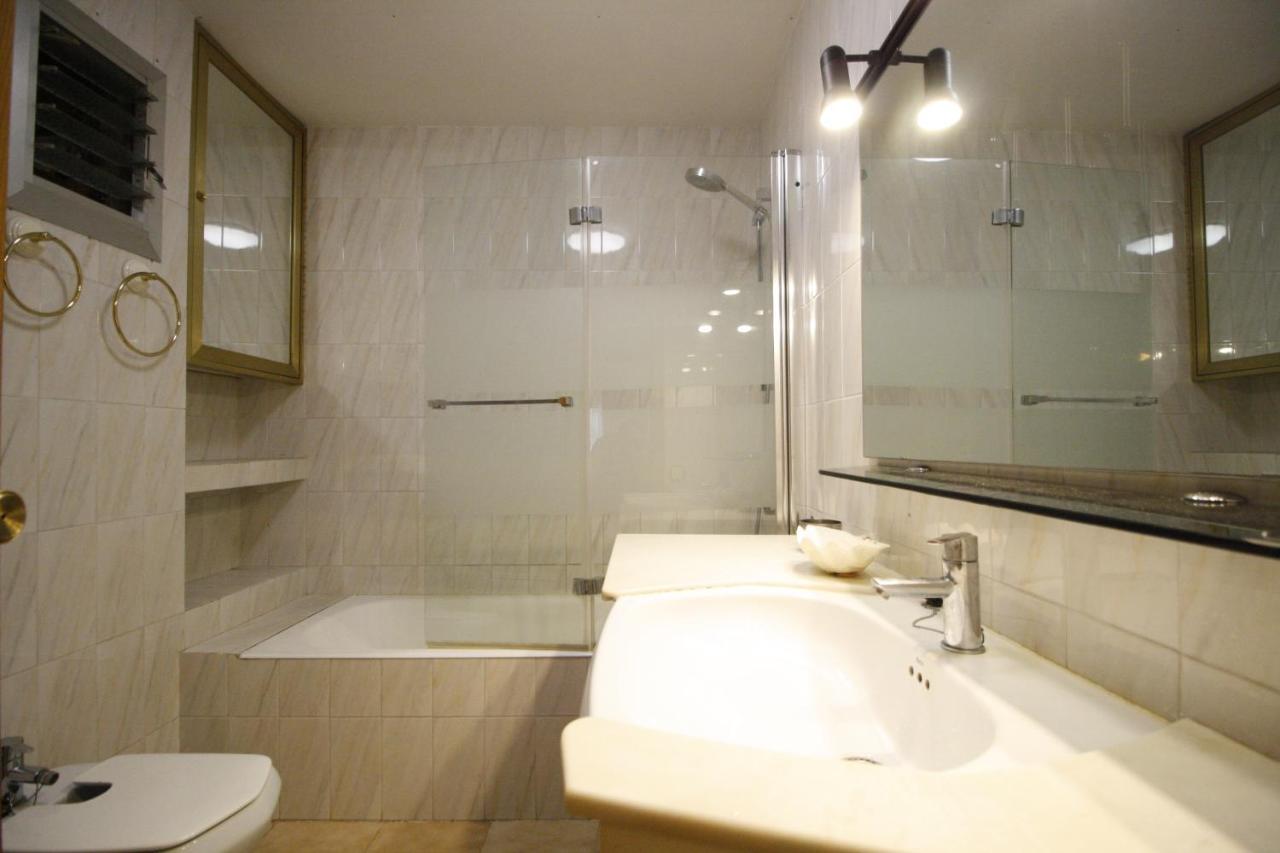 Apartamento Para 8 Sobre El Mar Apartment Salou Luaran gambar